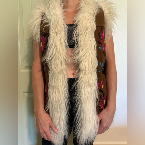 ✨sale✨Vintage afghan wool vest - Picture 5 of 9